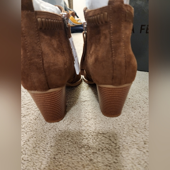 NEW Caramel Chunky Suede Ankle Boots By Diba Side Zip Size 9 SouthWestern Vibes - Picture 4 of 5